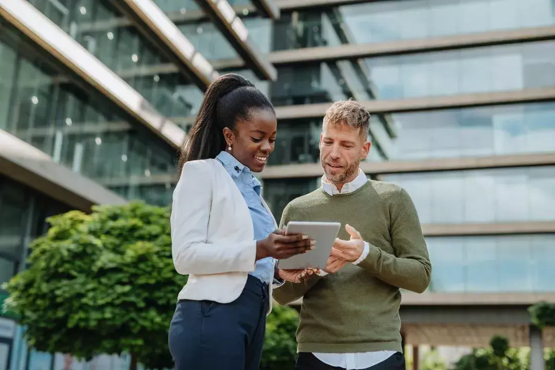 audit professional working with an internal stakeholder