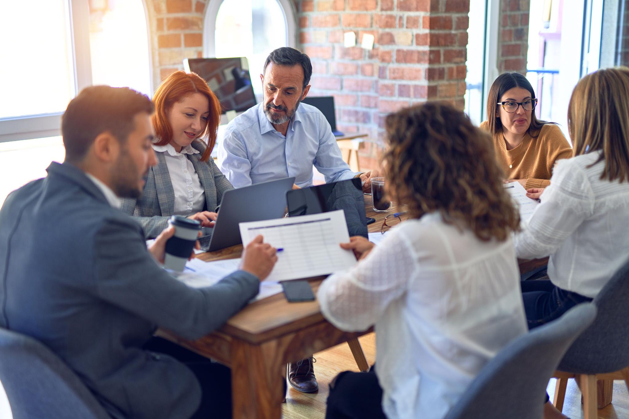how to report risk to leaders