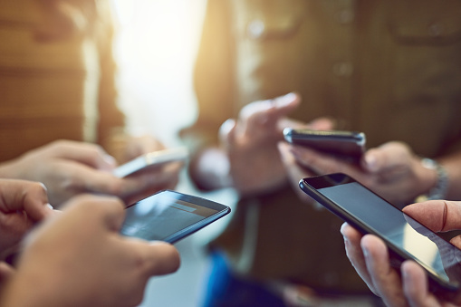 Benefits of Diligent Messenger Secure Messaging tool Over WhatsApp